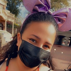 Meet your Posher, Christine